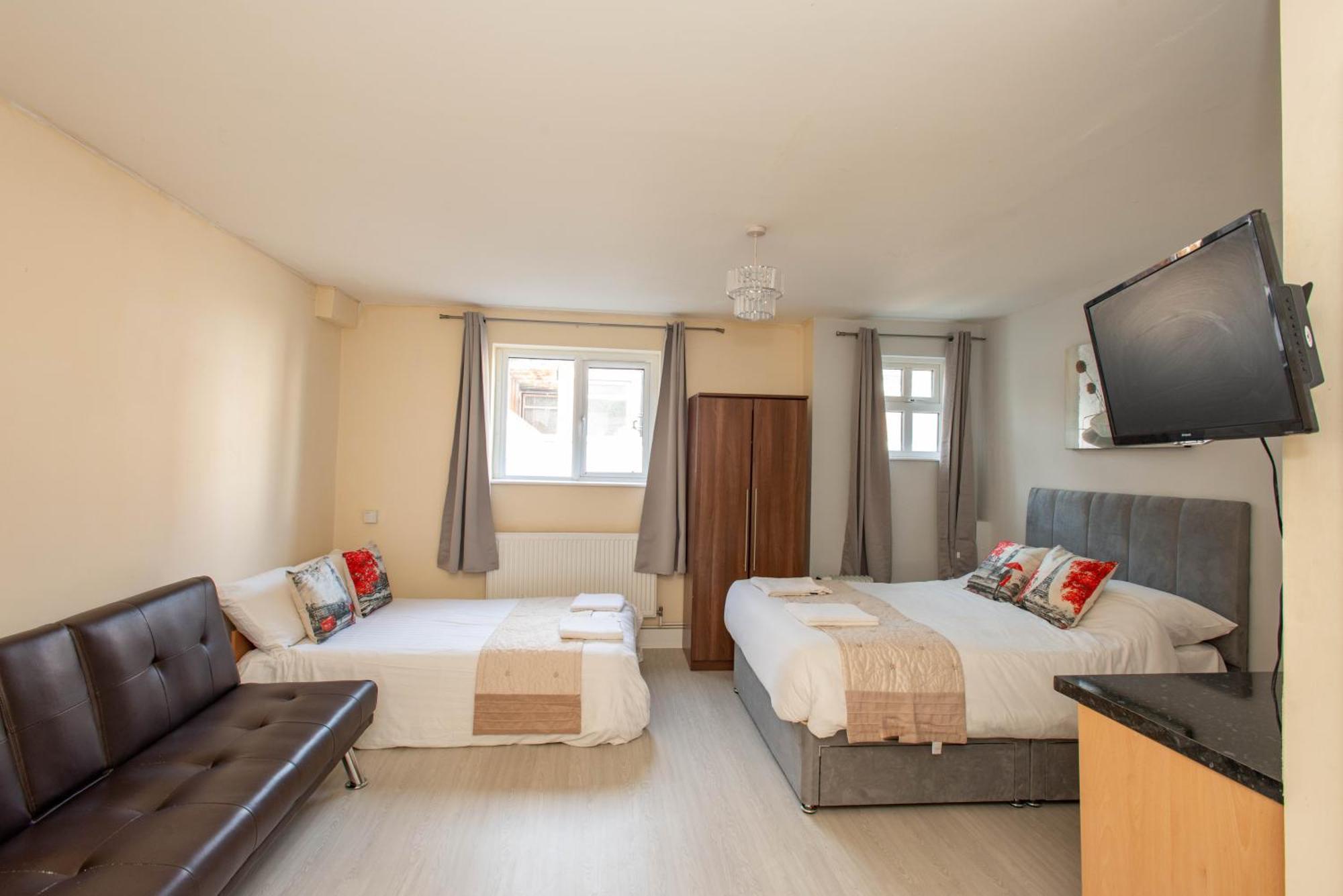 Saffron Studios Орпингтон Экстерьер фото
