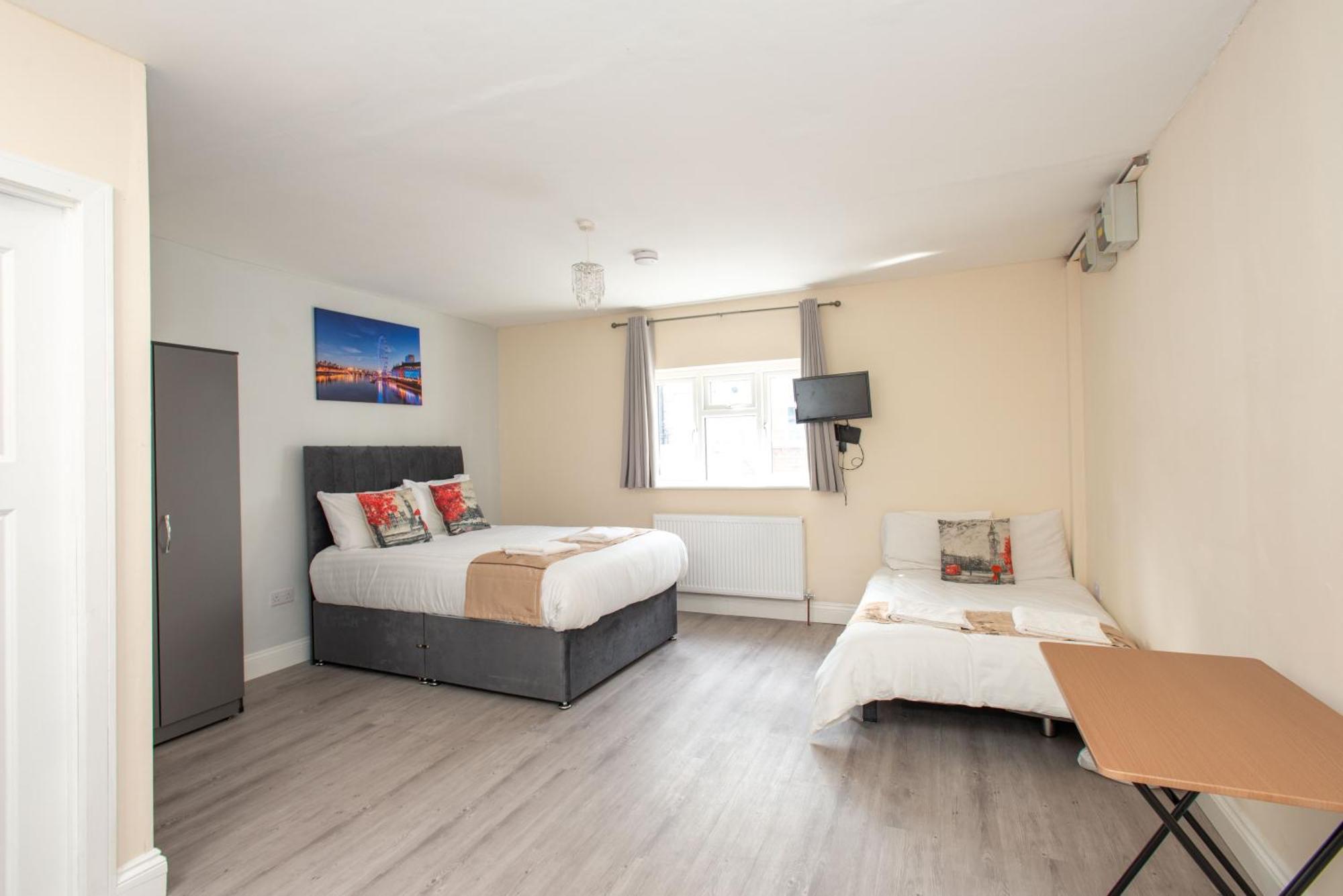 Saffron Studios Орпингтон Экстерьер фото
